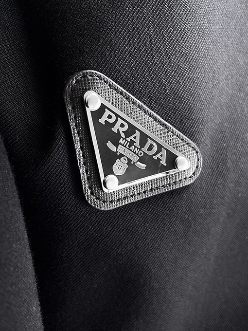 プラダスーパーコピー Prada 新しい長袖Tシャツ