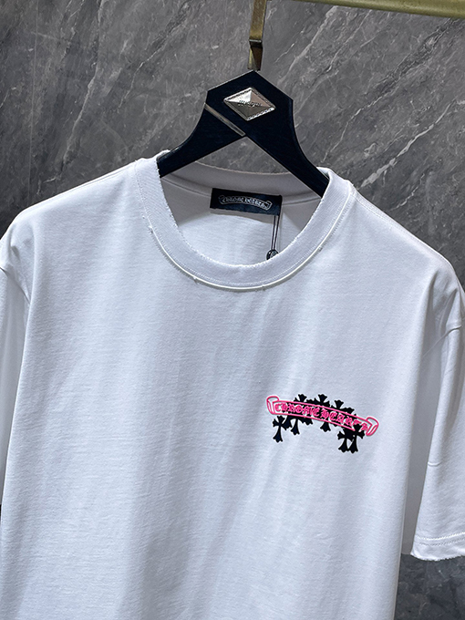 クロムハーツコピー クラシックなサンスクリットのスクロール彫刻半袖Tシャツ