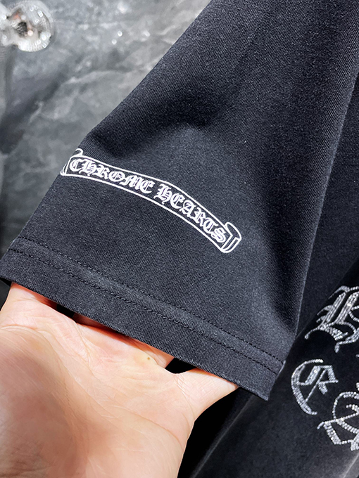 クロムハーツ サンスクリットクロスラインストーングラデーションウォッシュ半袖Tシャツ
