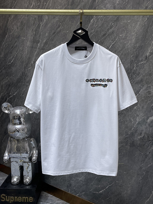 クロムハーツコピー 重なり合うカラフルな十字架サンスクリット刺繍半袖Tシャツ