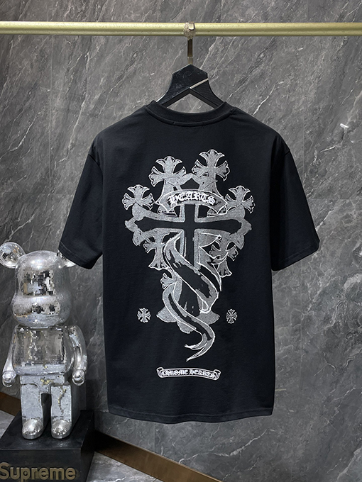 クロムハーツスーパーコピー 重なりう鉄十字サンスクリット半袖Tシャツ