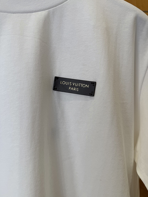 ルイヴィトン LOUIS VUITTON レターロゴ半袖Tシャツ