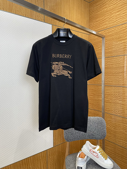 バーバリースーパーコピー レターウォーホース刺繍クルーネック半袖Tシャツ