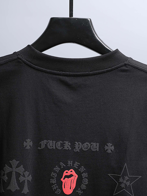 クロムハーツ フロントとバックパネルにフロックバックプリントの半袖Tシャツ