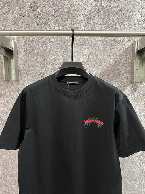 クロムハーツ クラシックなサンスクリットの半袖Tシャツ