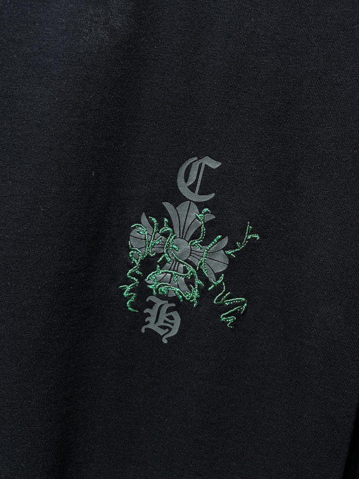 クロムハーツ グラフィティサンスクリットい古しの馬蹄刺繍半袖Tシャツ