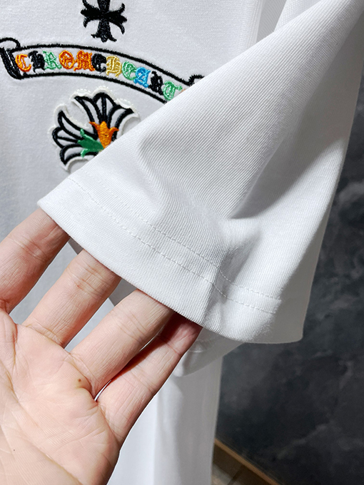 クロムハーツ 刺繍入りカラフルクラシッククロスホースシュー半袖Tシャツ