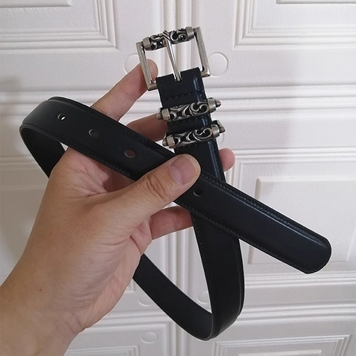 クロムハーツ クラシックなピンバックルベルト