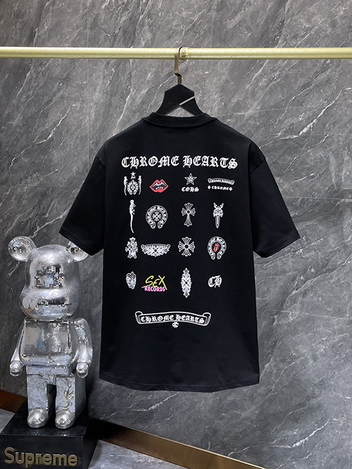 クロムハーツスーパーコピー カラーブロックのグラフィティ風ダメージ刺繍半袖Tシャツ