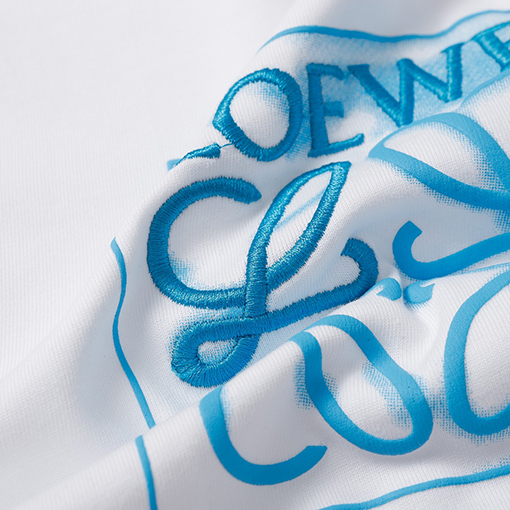 ロエベ LOEWE 刺繍文字とフェイクポケット付きフォームプリントタイダイ半袖Tシャツ