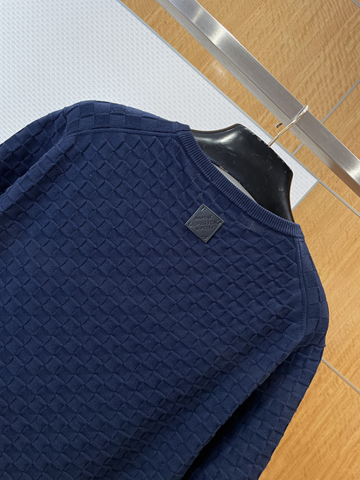 ルイヴィトンコピー LV.M SINCE 1854 刺繍チェック柄ジャカードニット半袖Tシャツ