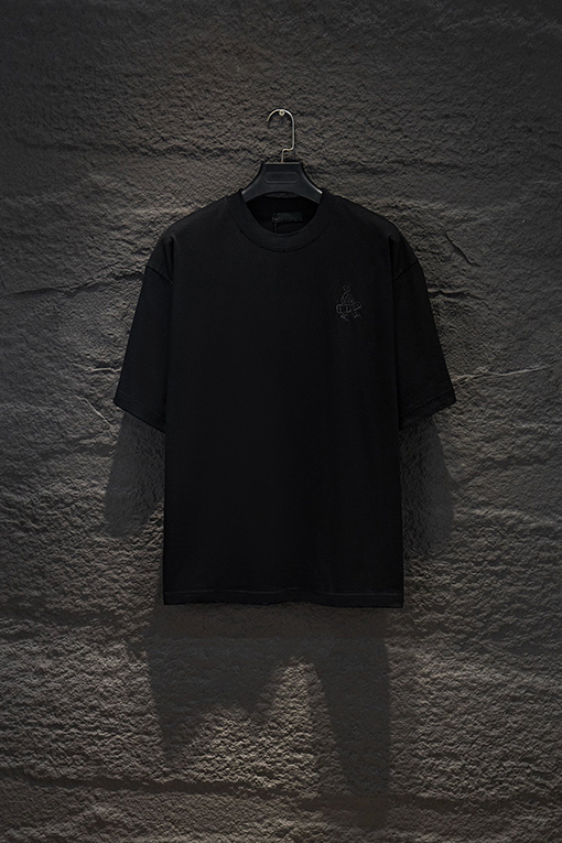 プラダ PRADA 着古したアップリケ刺繍の半袖Tシャツ