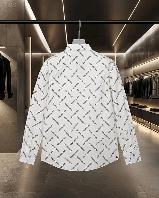 バレンシアガ Balenciaga ランウェイスタイルのオールオーバープリントバレットスクリーンロゴ長袖シャツ