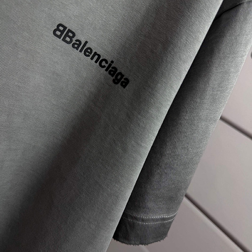 バレンシアガ Balenciaga シリコンプリントウォッシュ&ダメージクルーネック半袖Tシャツ