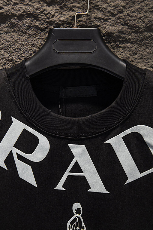 プラダスーパーコピー PRADA 新作フロックプリント半袖Tシャツ