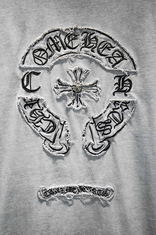 クロムハーツ ヘビーデューティーなリバースボトムカラーブロックアップリケ刺繍ダメージハードウェアの半袖Tシャツ