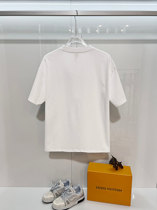 ロエベ バラと文字のロゴが刺繍されたクラシックなカラーブロックのクルーネック半袖Tシャツ