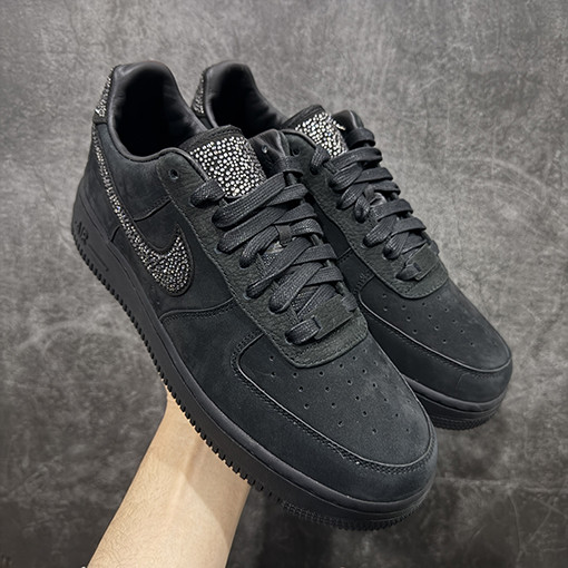 ジャモラント x スワロフスク x ナイキ Nike 多用途で耐久性のあるローカットシューズ