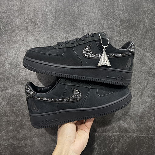 ジャモラント x スワロフスク x ナイキ Nike 多用途で耐久性のあるローカットシューズ
