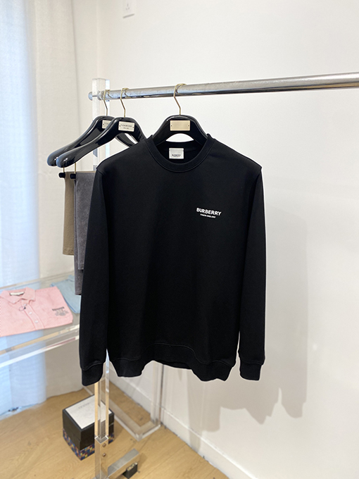 バーバリー BURBERRY 胸にプレミアムプリントのレターロゴが入ったクルーネックスウェットシャツ