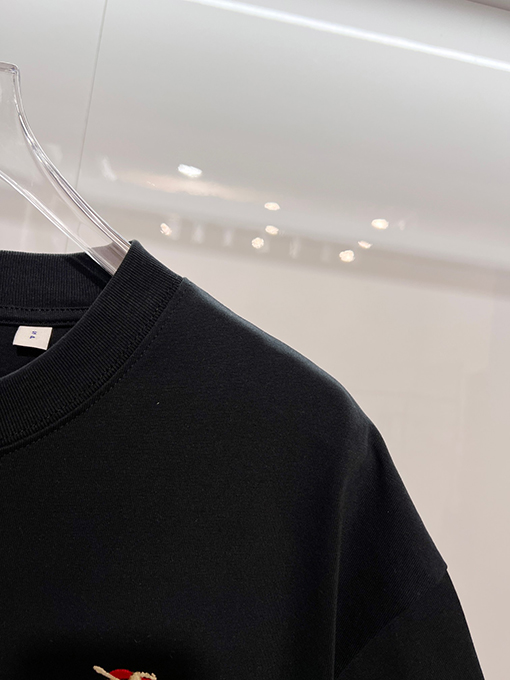 バーバリー BURBERRY クラシックな刺繍りウォーホースロゴクルーネック半袖Tシャツ