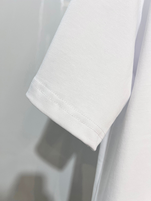 バーバリー BURBERRY クラシックな刺繍りウォーホースロゴクルーネック半袖Tシャツ