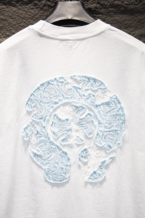 クロムハーツスーパーコピー 重工業カスタムアップリケ中空の刺繍半袖Tシャツ