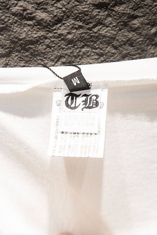 クロムハーツスーパーコピー 重工業カスタムアップリケ中空の刺繍半袖Tシャツ