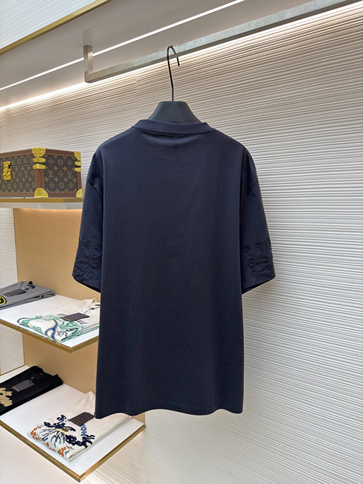 ロエベコピー 無地レーザーエッチング柄クルーネック半袖Tシャツ