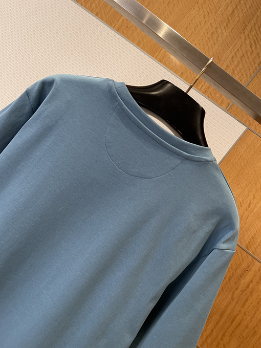 フェンディ メタルロゴ ミニマリスト 半袖Tシャツ