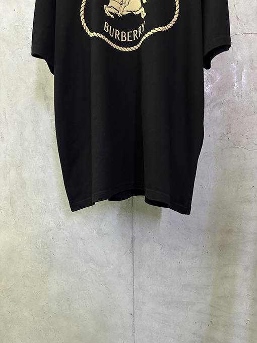 バーバリースーパーコピー ウォーホース ロゴ フォームプリント 半袖Tシャツ
