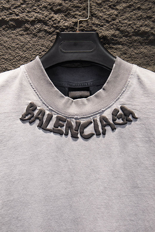 バレンシアガコピー Balenciaga リバースボトムカラーフォームプリント半袖Tシャツ