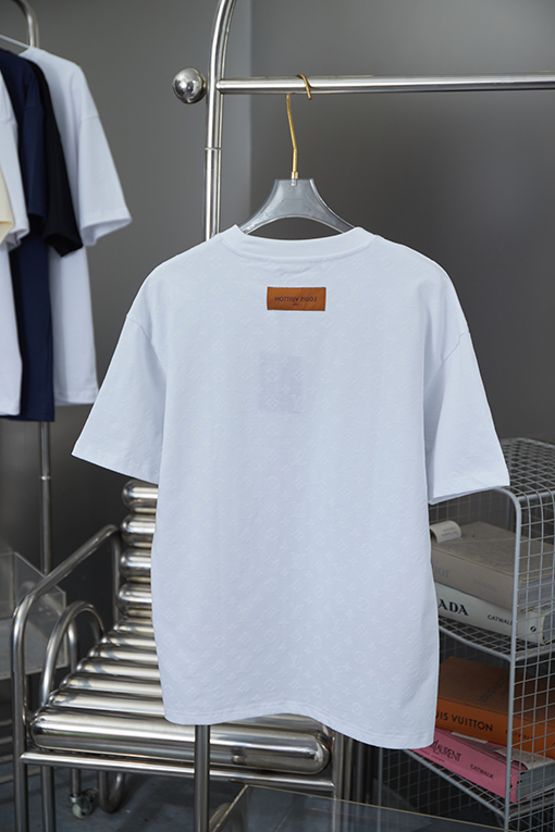 ルイヴィトンスーパーコピー オールロゴフロック半袖Tシャツ