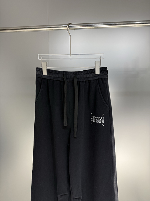 マルタンマルジェラコピー Maison Margiela 新しいカジュアルパンツ