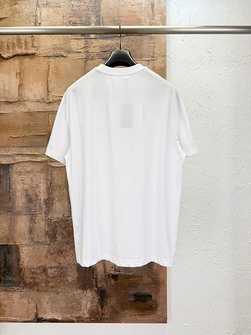 プラダスーパーコピー 小さなロゴ刺繍が入った半袖Tシャツ