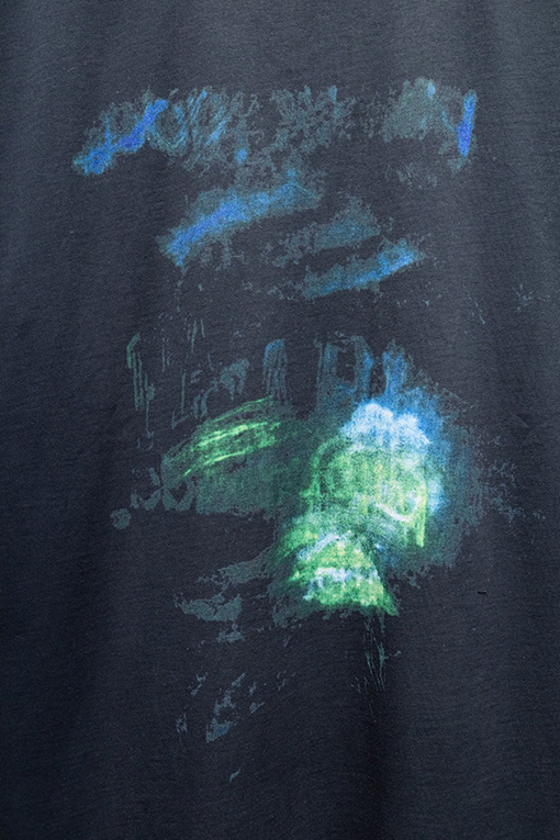 バレンシアガコピー Balenciaga クラシックなダメージのホワイトインクグラフィティ半袖Tシャツ