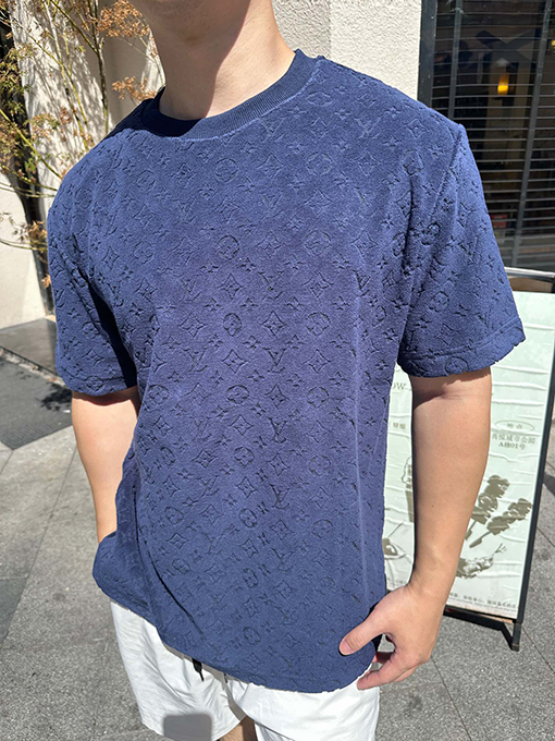ルイヴィトン クラシックエンボスTシャツ