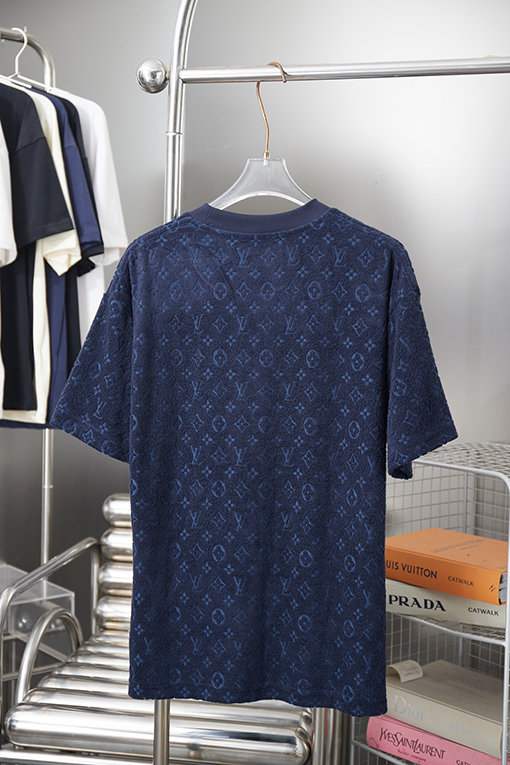 ルイヴィトン クラシックエンボスTシャツ