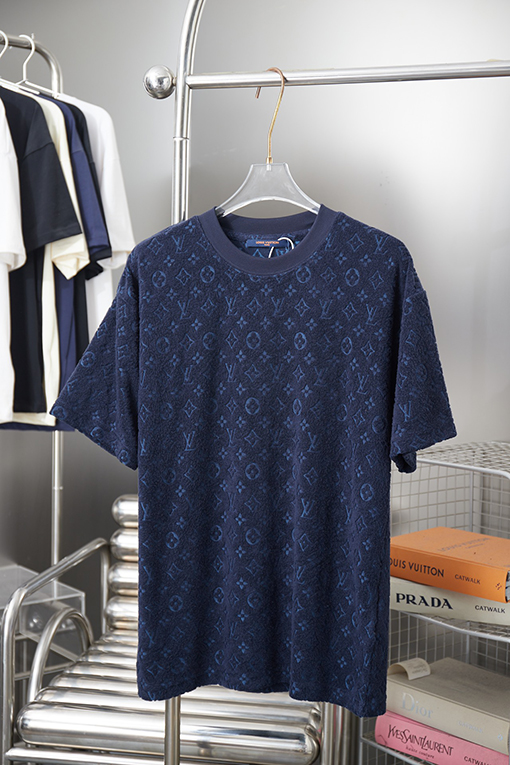 ルイヴィトン クラシックエンボスTシャツ
