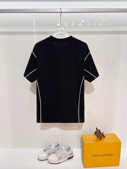 ロエベ 胸元に刺繍ロゴが入ったパッチワークストライプの半袖Tシャツ