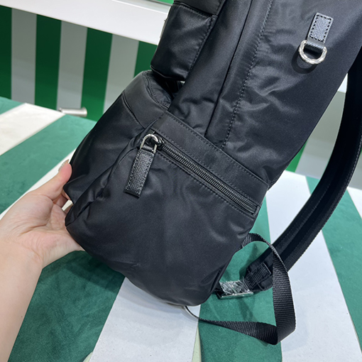 プラダ キングオブザヒルバックパック