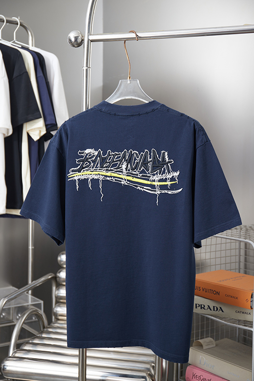 バレンシアガスーパーコピー Balenciaga 早春ロゴ刺繍入り半袖Tシャツ