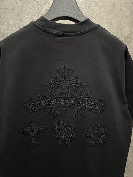 クロムハーツ 早春の透かし彫りスパンコール刺繍クロス半袖Tシャツ