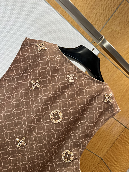 ルイヴィトン 重工業なビーズ刺繍ジャカードベスト