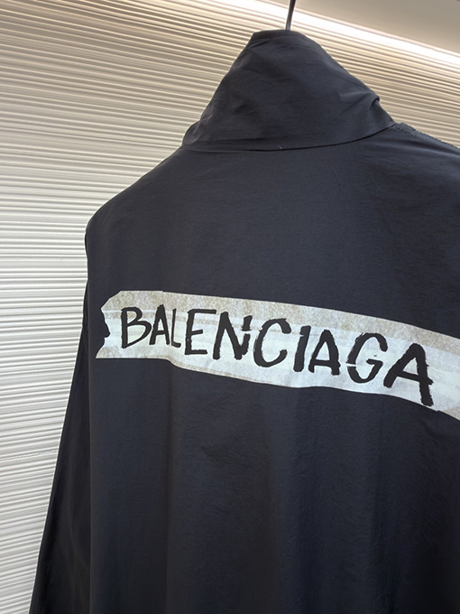 バレンシアガ Balenciaga プリントコート