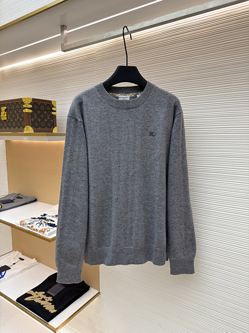 バーバリー 刺繍入りラウンドネックニットセーター