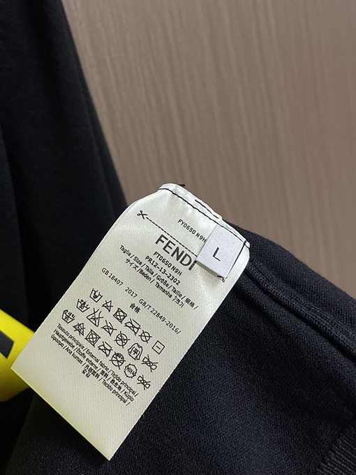 フェンディコピー FENDI 漫画柄のニットクルーネックセーター