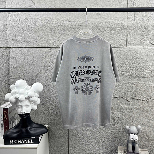 クロムハーツ 新モデルスタイルダメージヴィンテージ風フロッキーラインストーン付き半袖Tシャツ