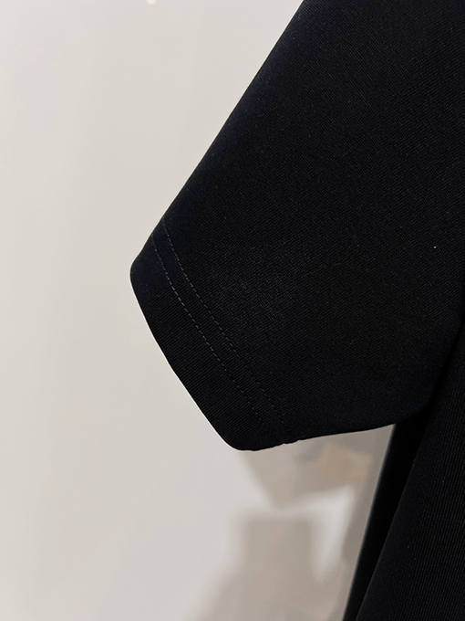 バーバリー BURBERRY クラシックなチェック柄に刺繍ロゴが入った半袖Tシャツ