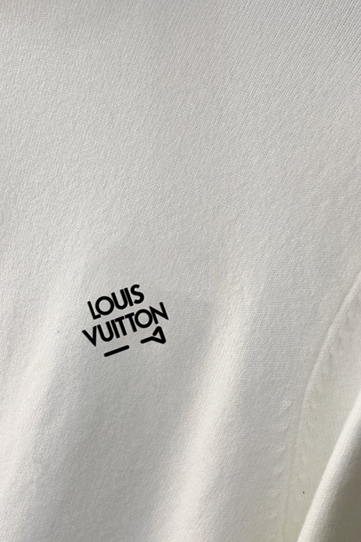 ルイヴィトンコピー LOUIS VUITTON ファッショナブルでクラシックなタートルネックウール